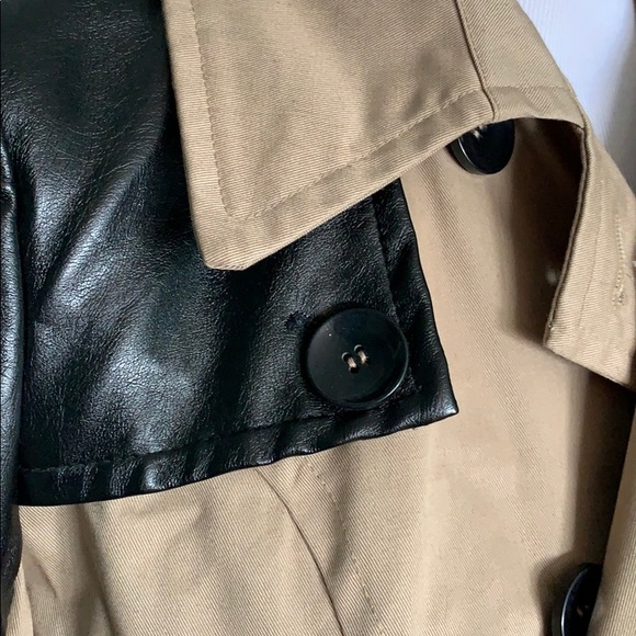 Trench coat - Picture 2 of 4